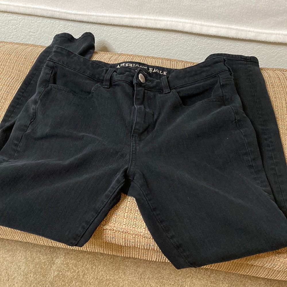 American Eagle size 8 high rise black jeggings.